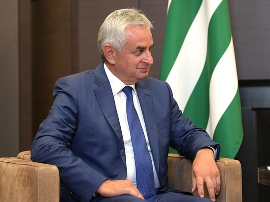 Зачем Абхазии президент с ограниченной легитимностью