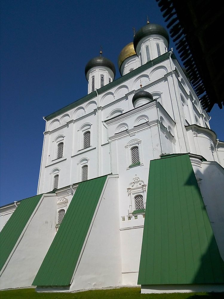 Псков и Изборск: чем удивляют старинные русские города
