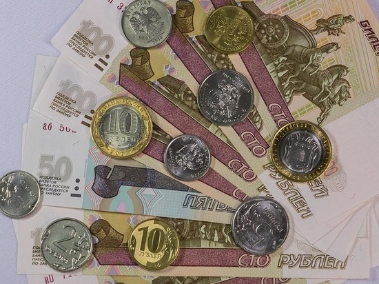 Белгородскую почтальонку оштрафовали за кражу денег у пенсионера
