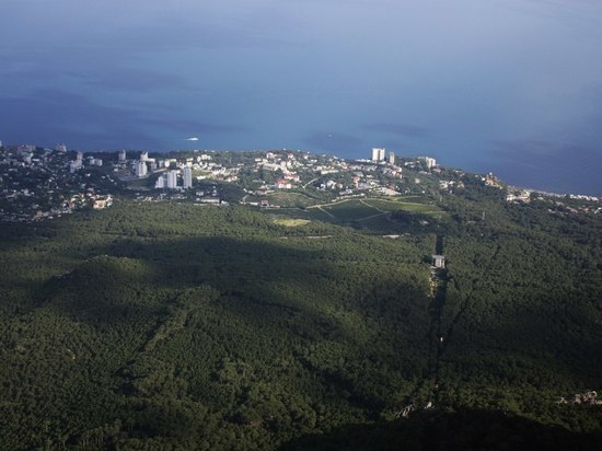 В Крыму проводят учения истребители Северного флота России В Крыму проводят учения истребители Северного флота России