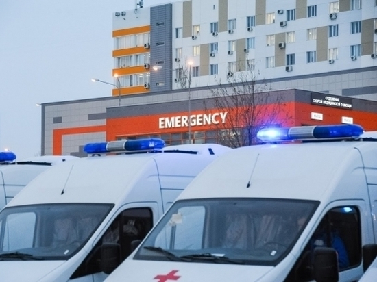 Два человека пострадали: в Новониколаевском районе «Нива» врезалась в АЗС