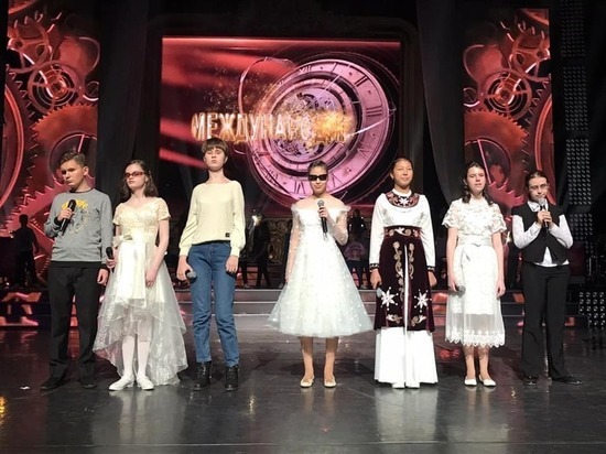 Исполнительница из Бурятии выступила на фестивале «Белая трость» с песней звезды шоу «Голос»