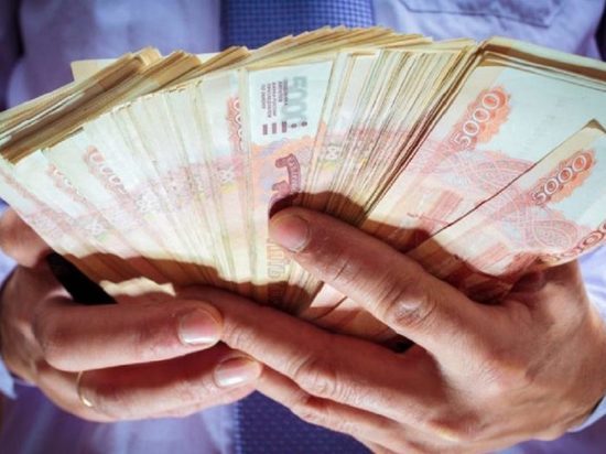В Хакасии на мужчину завели уголовное дело за займ денег у коллег