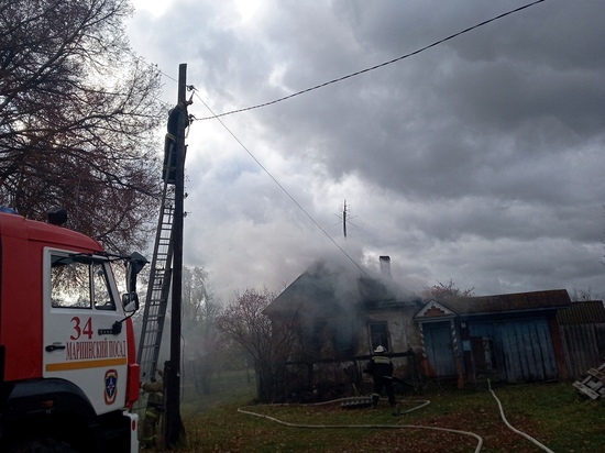 31-летний мужчина погиб при пожаре в частном доме в Чувашии