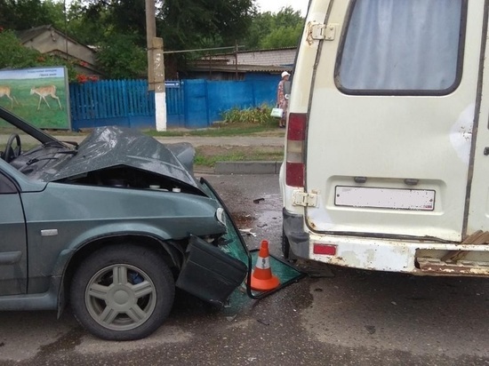 Жертвами аварий на калмыцких дорогах стали три человека