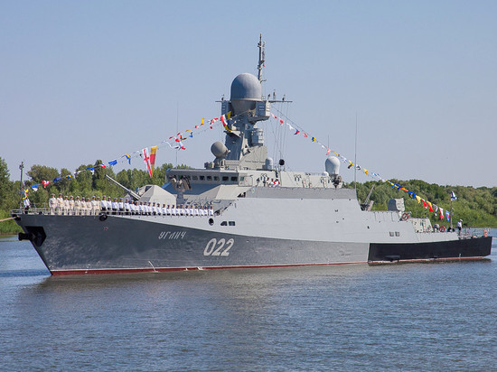 Ракетный корабль привезет в Севастополь главную икону ВМФ Ракетный корабль привезет в Севастополь главную икону ВМФ