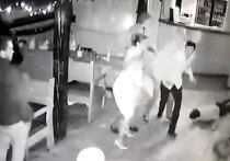 В одном из кировских кафе в Ленобласти произошел конфликт между посетителем и выступавшим диджеем, в результате которого музыкант был убит