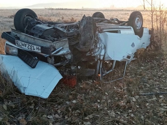 В Хакасии пьяный водитель и пассажир выжили в серьезном ДТП