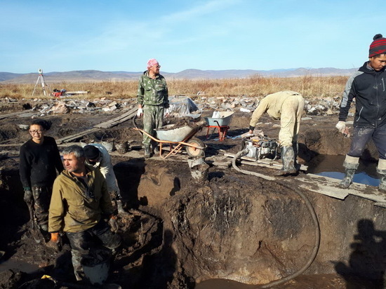 Археологи  вернулись на раннескифский курган «Туннуг» в Туве