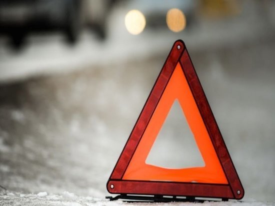 В Кировской области водитель насмерть сбил 20-летнего парня и скрылся