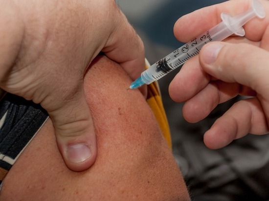 В Смоленской области продолжается вакцинация населения