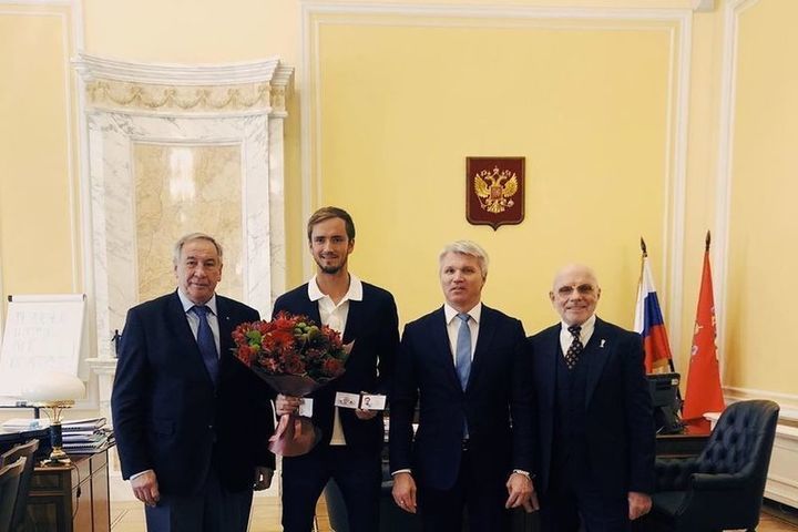 Даниилу Медведеву присвоено звание заслуженного мастера спорта России