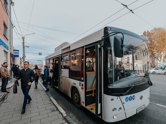 Семь новых автобусов вышли на маршрут №37 в Чебоксарах