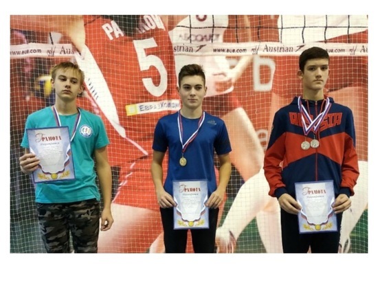 Пловцы из Серпухова стали призерами турнира памяти Дмитрия Холодова