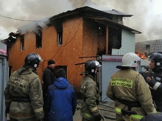 Пожар в Новосибирске на Хилокской локализован
