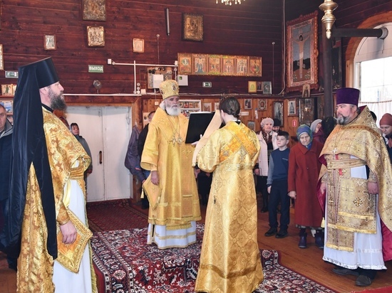 В Андреаполе встретили епископа Адриана