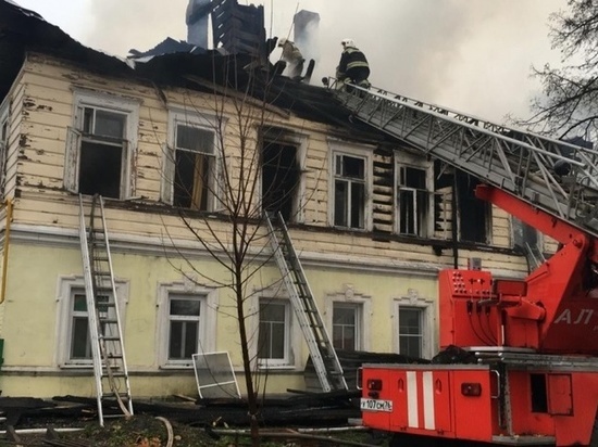 В страшном пожаре в Ярославской области погибло пятеро детей