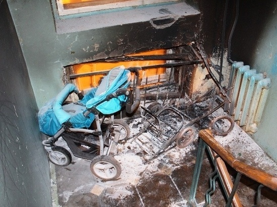 Две коляски и два велосипеда сгорели в Малоярославце