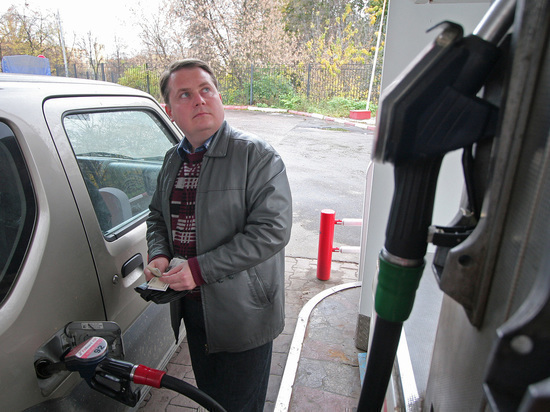 Автовладельцы переходят на более дешевый газ