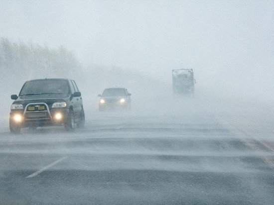 Метель и гололедица: в Хакасии объявлено штормовое предупреждение