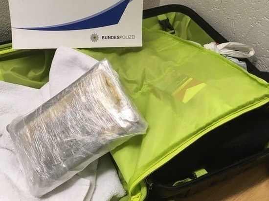 Германия: Килограмм кокса в чемодане. 46-летний контрабандист арестован
