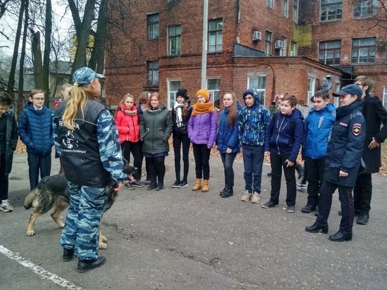 Ивановские школьники приняли участие в акции «Полиция в лицах»