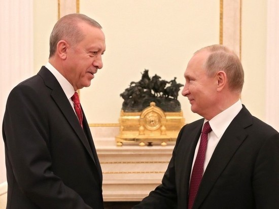 Путин заявил Эрдогану, что ситуация в Сирии острая