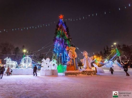 К Новому году на уфимских площадях установят 20 праздничных елей