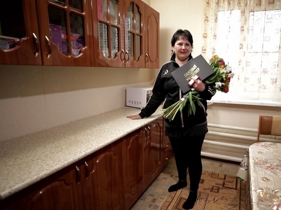 «Секретный миллионер» подарил дом многодетной матери из Астрахани