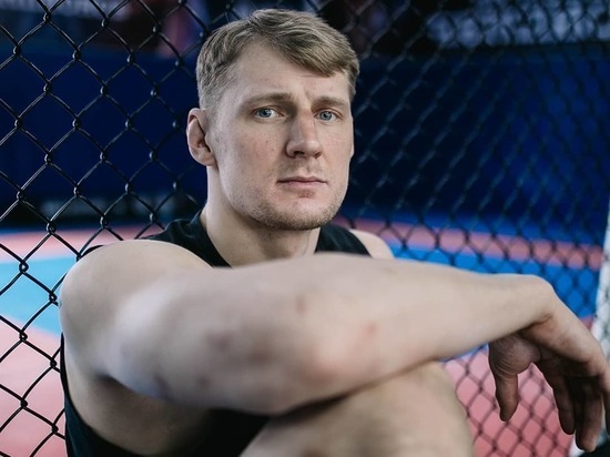 UFC в Москве: Волков ищет соперника, дебют Нурмагомедова и бой Забита UFC в Москве: Волков ищет соперника, дебют Нурмагомедова и бой Забита