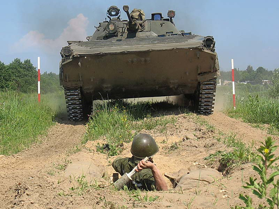 «Обкатку» танками проходят военнослужащие ВВО в Забайкалье