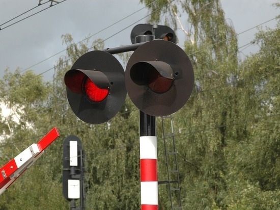 Несколько часов железнодорожный переезд в Новокузнецке будет частично недоступен