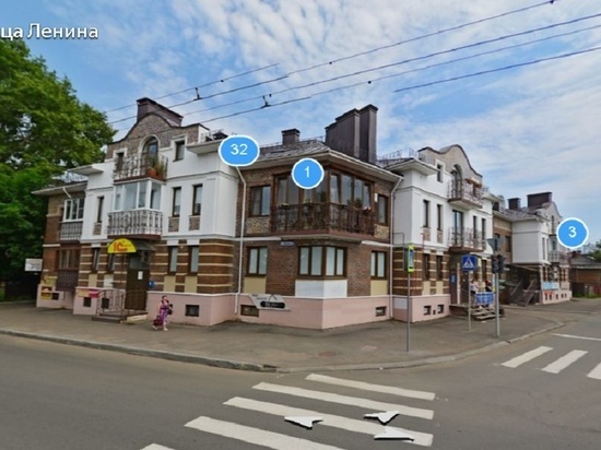 В Костроме жители элитного дома кидают пакеты с мусором под окна своим соседям