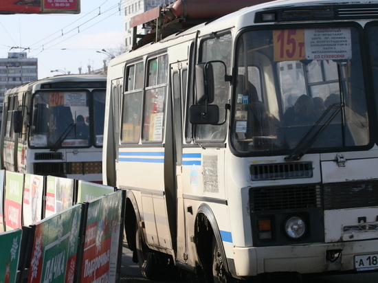 Две маршрутки столкнулись в Новокузнецке