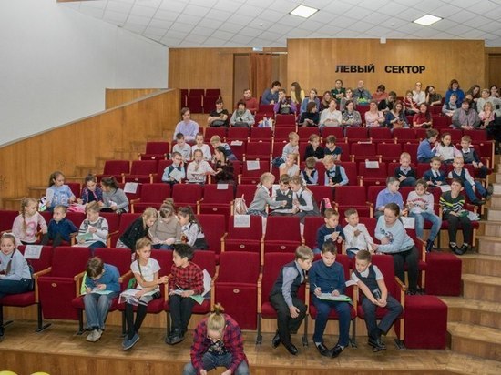 Центр дополнительного образования «Вектор знаний» вновь провел городскую математическую олимпиаду для школьников.