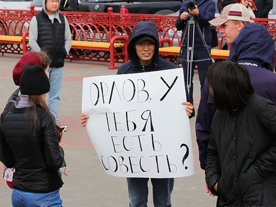 Жители Калмыкии выступают за отзыв Алексея Орлова из Совета Федерации