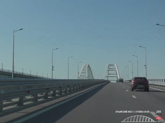 Со строителями Крымского моста до сих пор не расплатились?