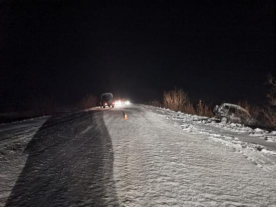 В ЯНАО на трассе «ГАЗ» сбил двух дорожников: один погиб, второй в больнице