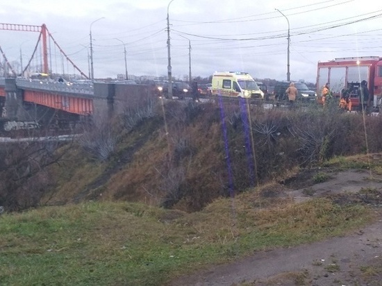 Шестнадцатилетняя барышня навернулась с Кузнечевского моста в двинские воды