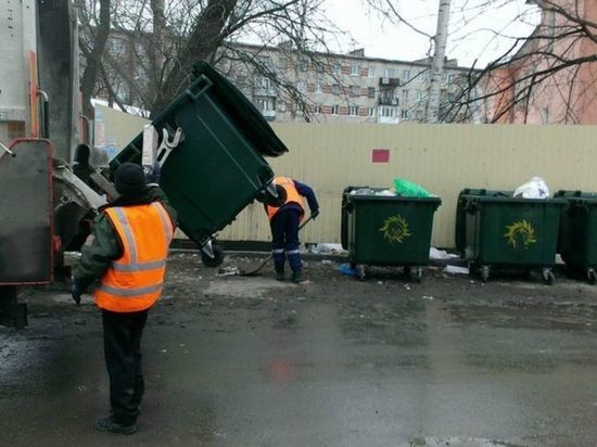 Администрация Иванова недовольна тем, как управляющие компании справляются с проблемой уборки бытовых отходов