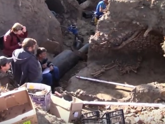 На Дону нашли древний подземный семейный склеп