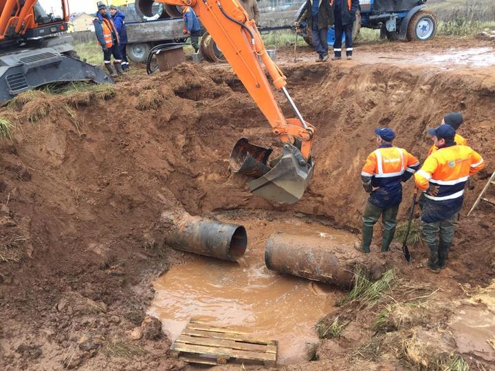 Тверь вода водоканал. Тверь прорыв водовода. Тверь Водоканал.