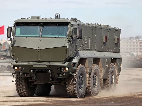 Узбекистан закупил крупную партию российских бронеавтомобилей "Тайфун"