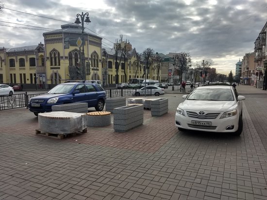 Благоустройство в Курске мешает автомобилистам-нарушителям