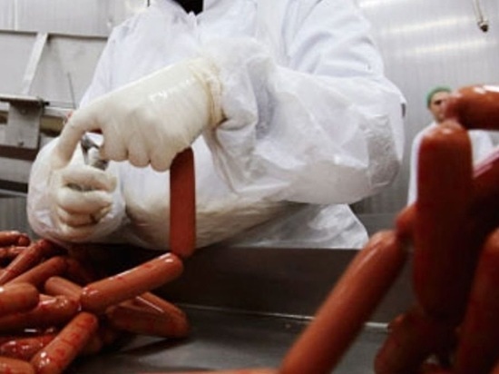 В калмыцком районе торговали сосисками с вирусом африканской чумы свиней