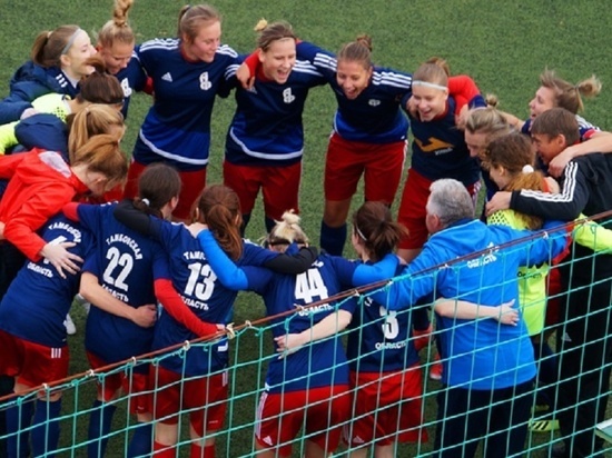 Женская команда "Академии футбола" поборется за медали первенства России