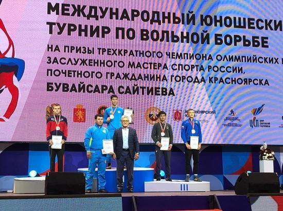 Юные новосибирские борцы стали призерами турнира Бувайсара Сайтиева