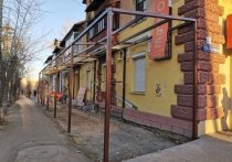 Вопреки запрету предприниматель продолжил возводить пристройку к зданию на улице Угданской в Чите