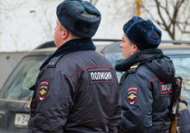 На Новослободской улице в Москве 31-летний мужчина погиб, выпав с балкона четырнадцатого этажа, пишет РЕН ТВ