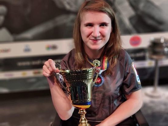 Спортсменка из Серпухова стала призером чемпионата мира по армрестлингу